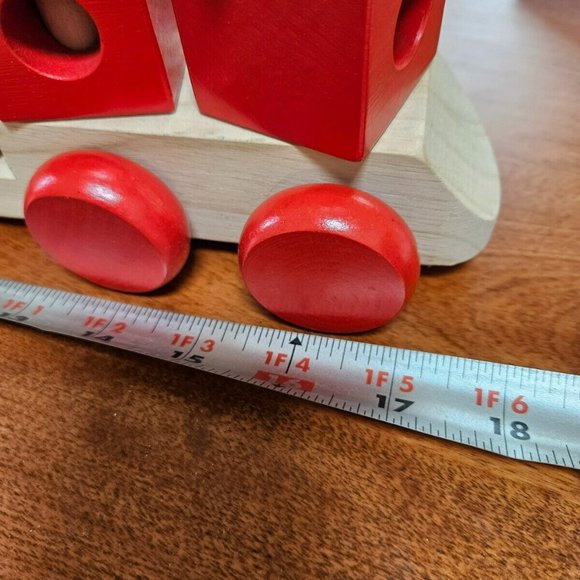 wooden stacking train set Melissa and Doug excellent condition - Picture 5 of 5